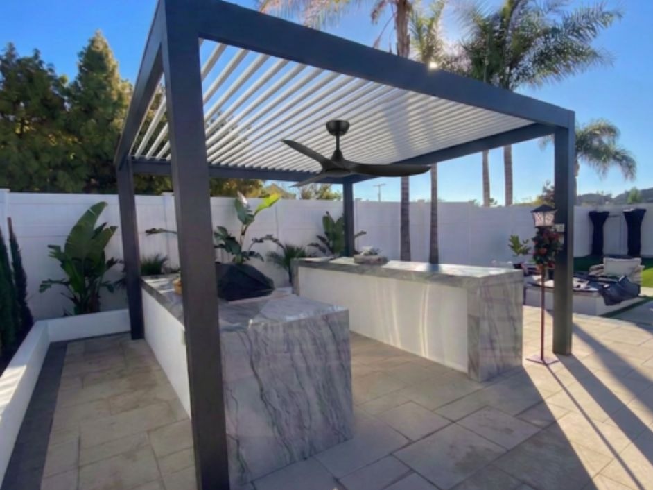 4K Lattice Patio Cover