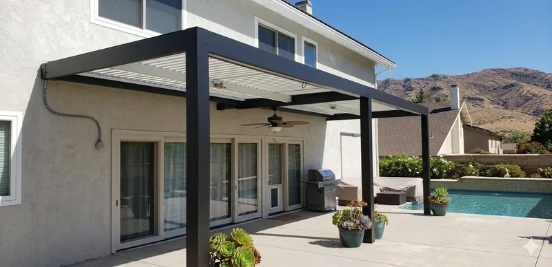 Solara Modern — Alumcraft aluminum patio project